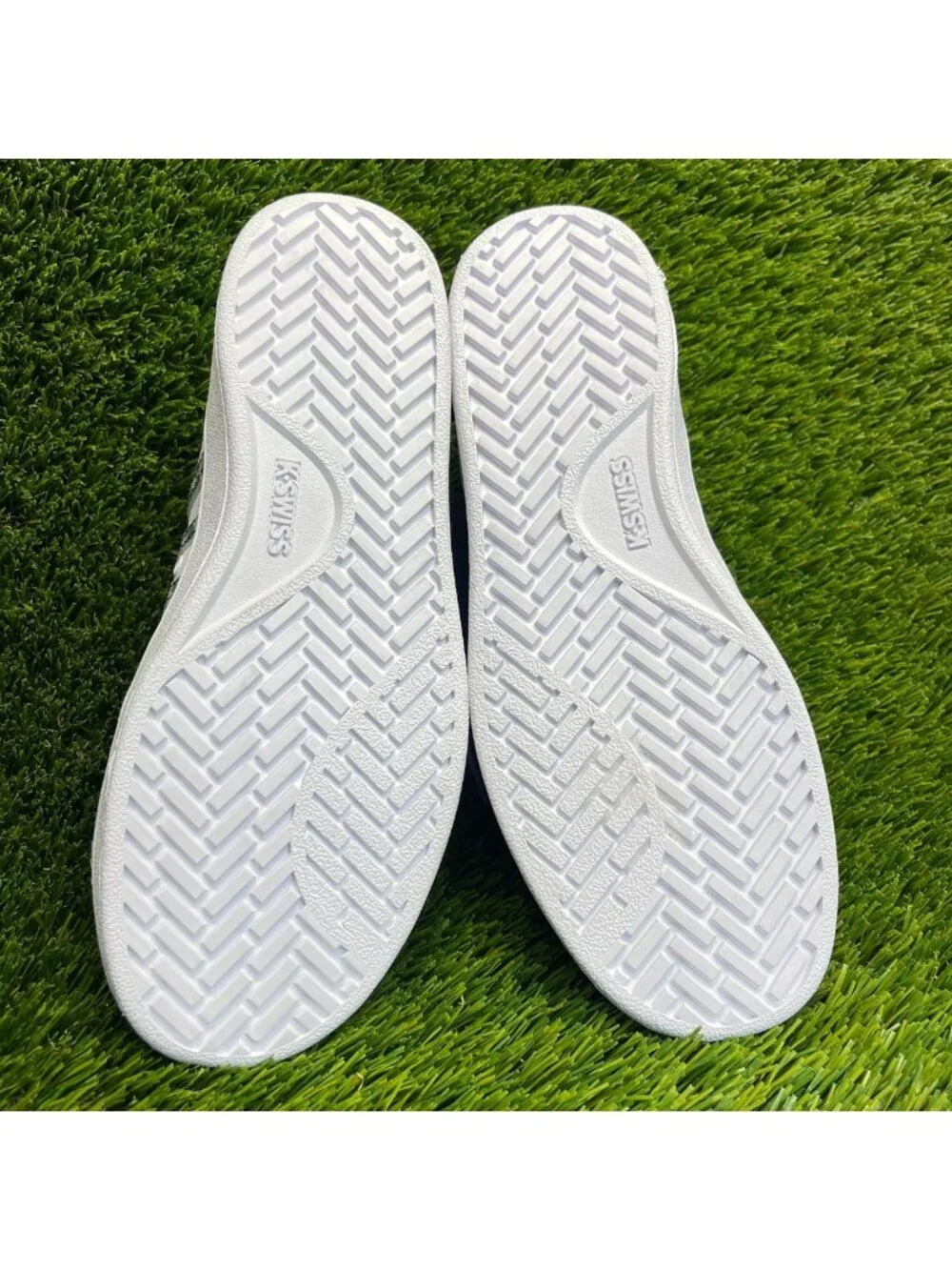 K-Swiss Court Pro II Leopard Womens Size 7 White Black Athletic Shoes Sneakers
